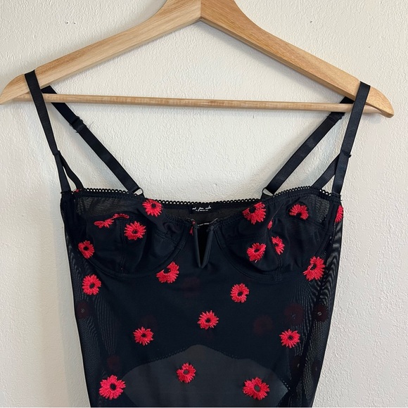 Out from Under Gigi Mesh Bodysuit - Picture 5 of 16